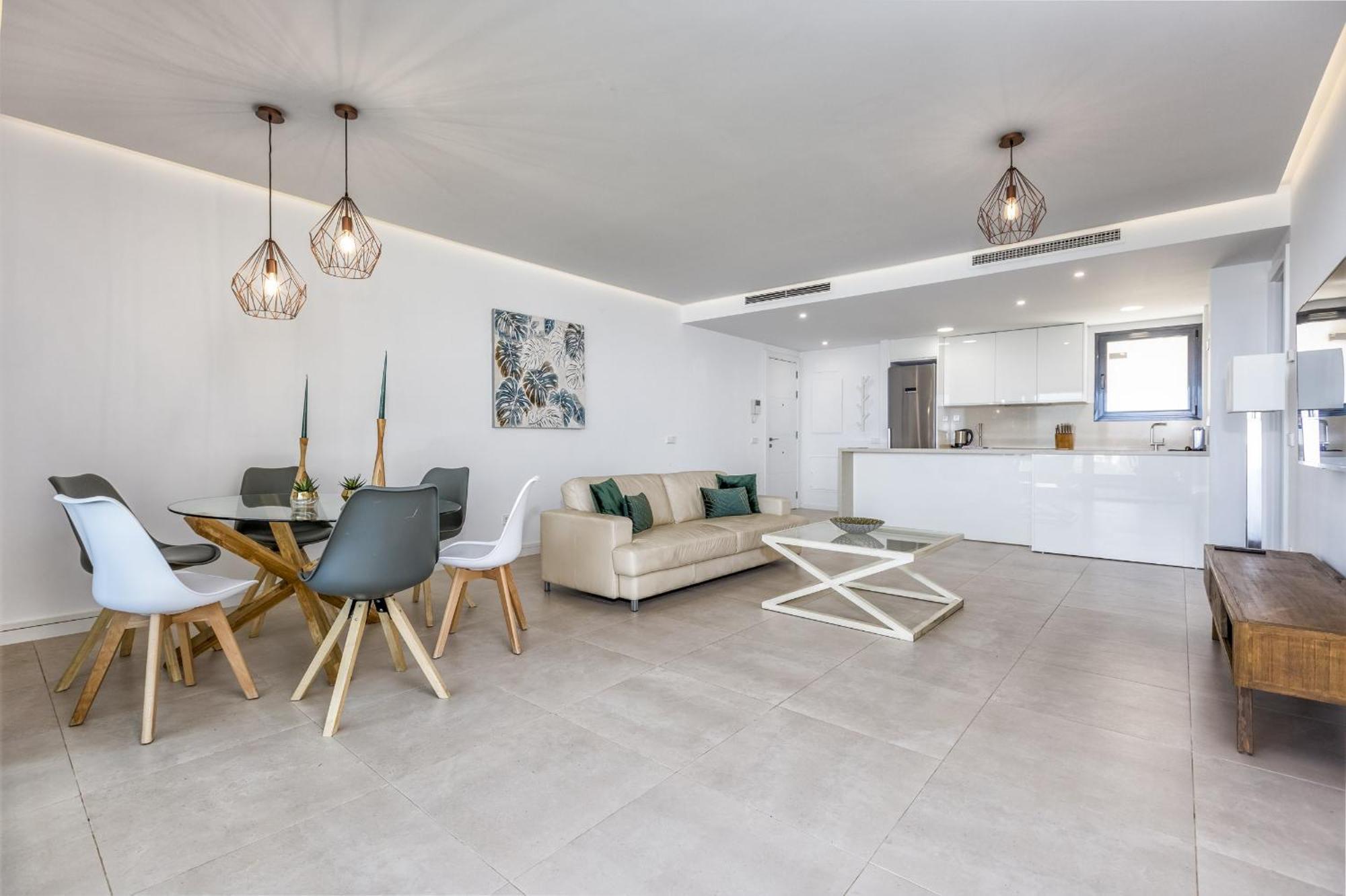 Appartement Vivi Homes - Boa Pool, Terrace & Sea View